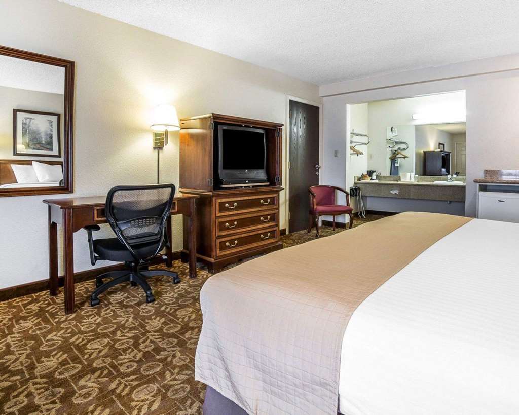 Quality Inn And Suites Minden - photo 24