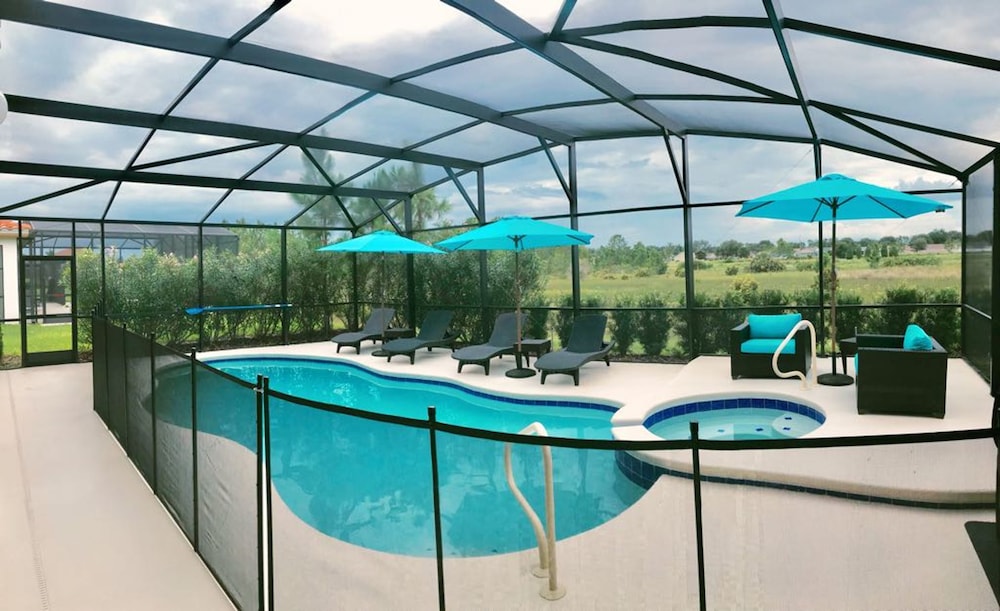 7 Bedrooms 5 Bathrooms Solterra 4103 Od - photo 13