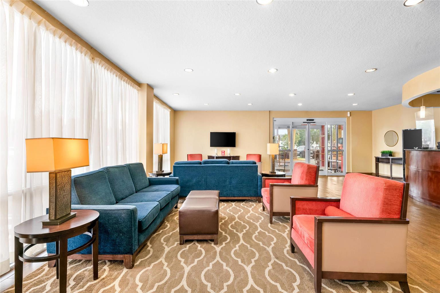Comfort Suites Orlando Airport - photo 4