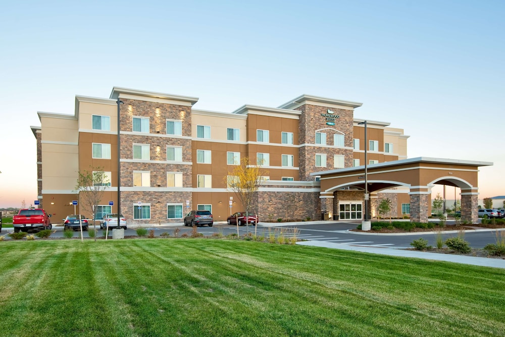 Homewood Suites by Hilton Greeley - photo 2