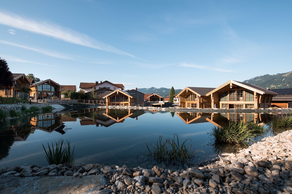 Alpzitt Chalets — 4-Star Luxury Hotel in Burgberg, Germany