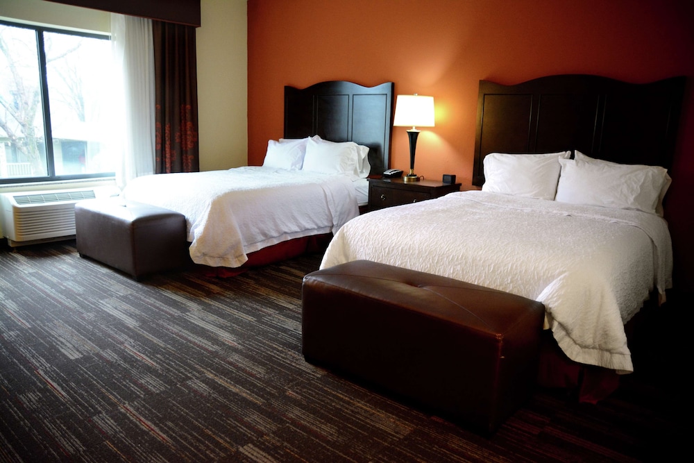 Hampton Inn Poplar Bluff - photo 16