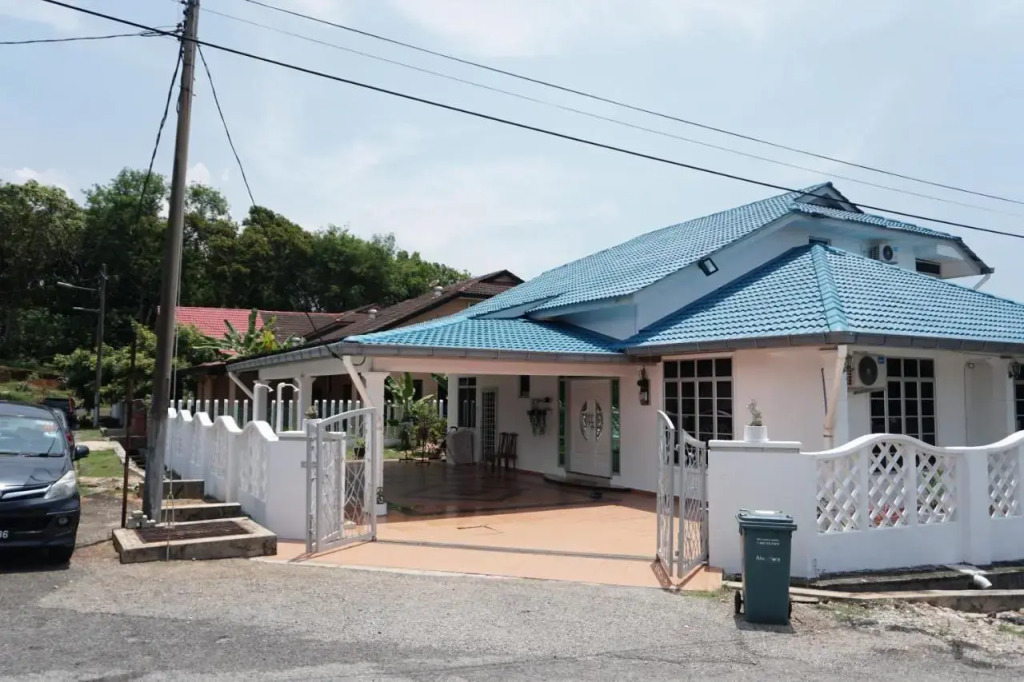 Beit Azzahra Private Pool Villa at Pantai Batu Hitam — 4-Star Luxury Hotel in Kuantan, Malaysia