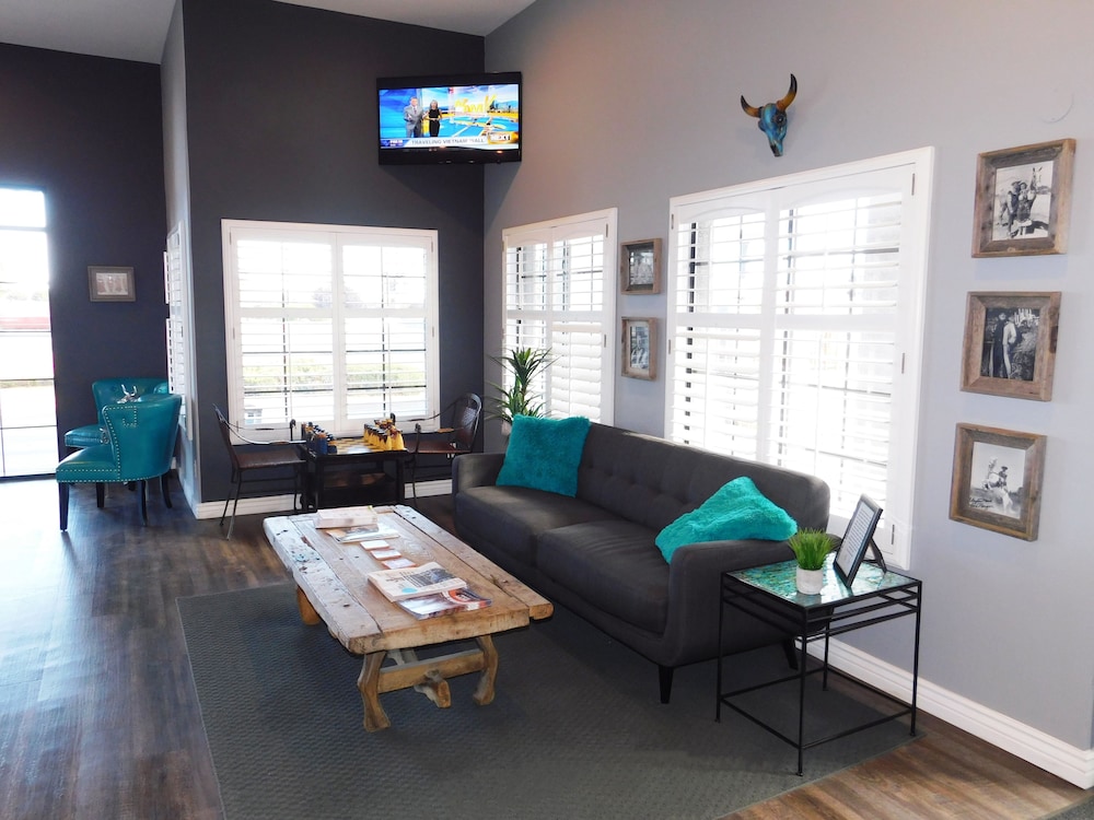 GreenTree Inn of Prescott Valley - photo 7