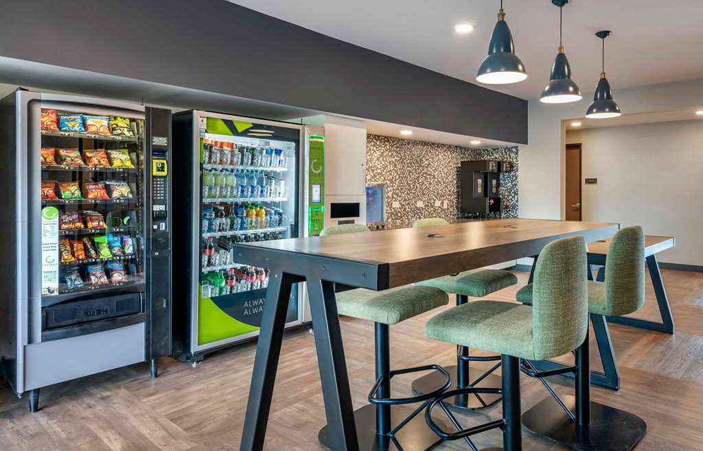Extended Stay America Premier Suites Tampa Fairgrounds Casin - photo 6