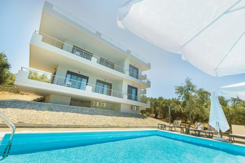 La Perla Del Campo — 4-Star Luxury Hotel in Gargalianoi, Greece