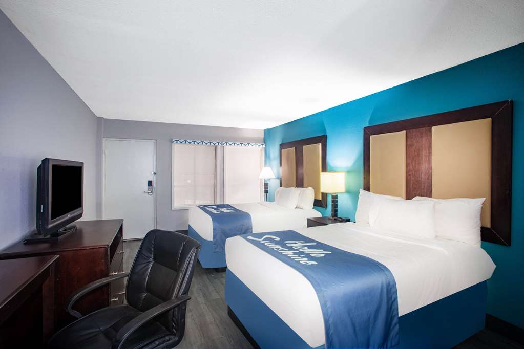 Days Inn by Wyndham Mobile I 65 - photo 10
