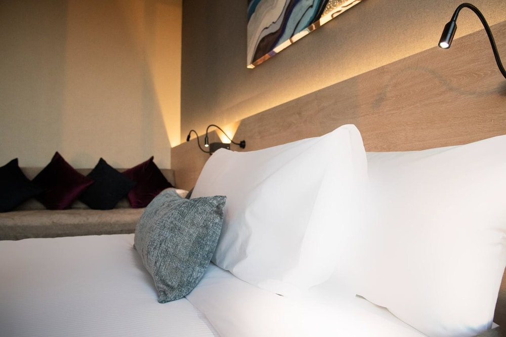 Quartz Hotel & SPA
