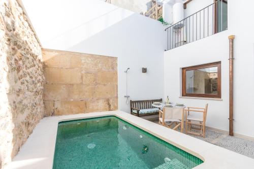 Townhouse On The Rocks — 4-Star Luxury Hotel in Pollenca, Spain