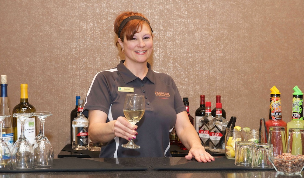 Embassy Suites by Hilton Detroit Livonia Novi - photo 31