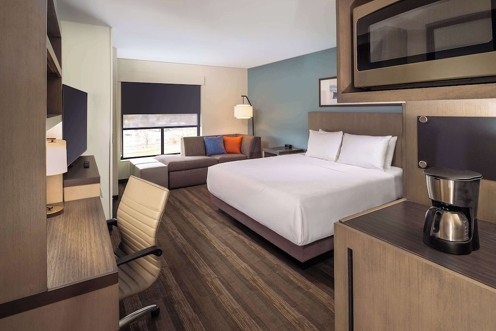 Hyatt House Auburn Hills Detroit - photo 13