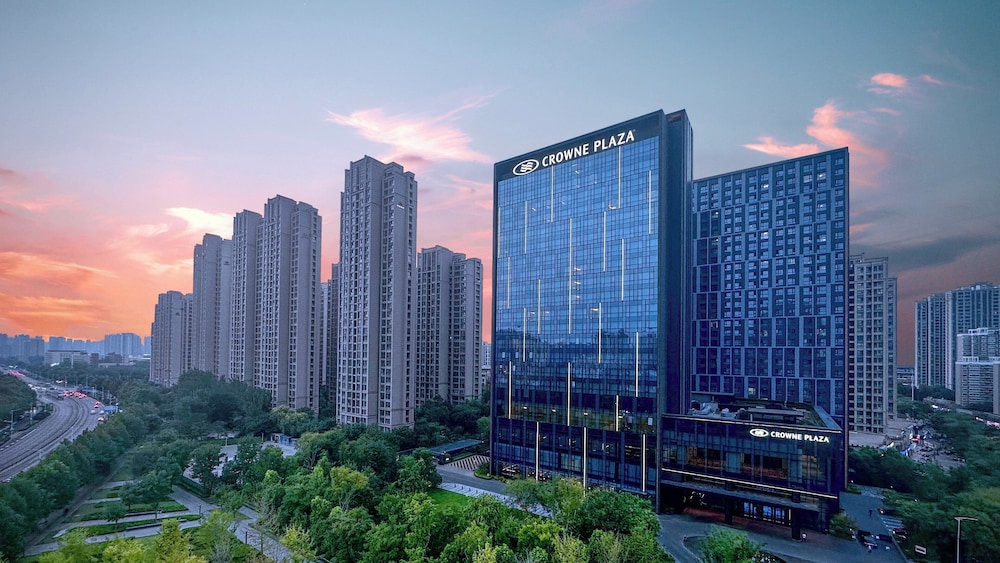 Crowne Plaza Zhengzhou High Tech Zone By IHG in Zhengzhou, People's Republic of China
