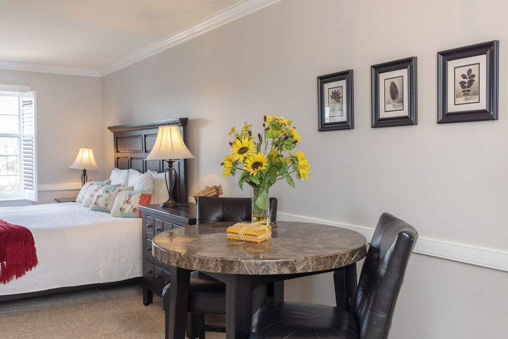 Selinsgrove Inn - photo 89