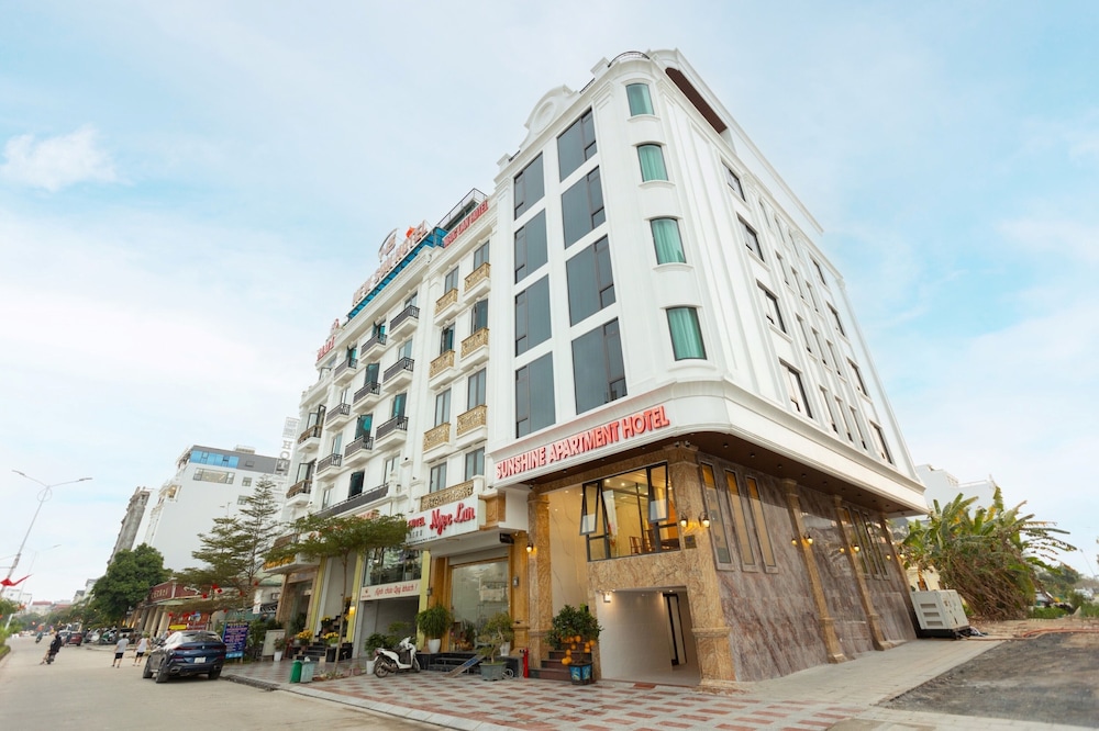 Sunshine Apartment Hotel — hotel in Mong Cai