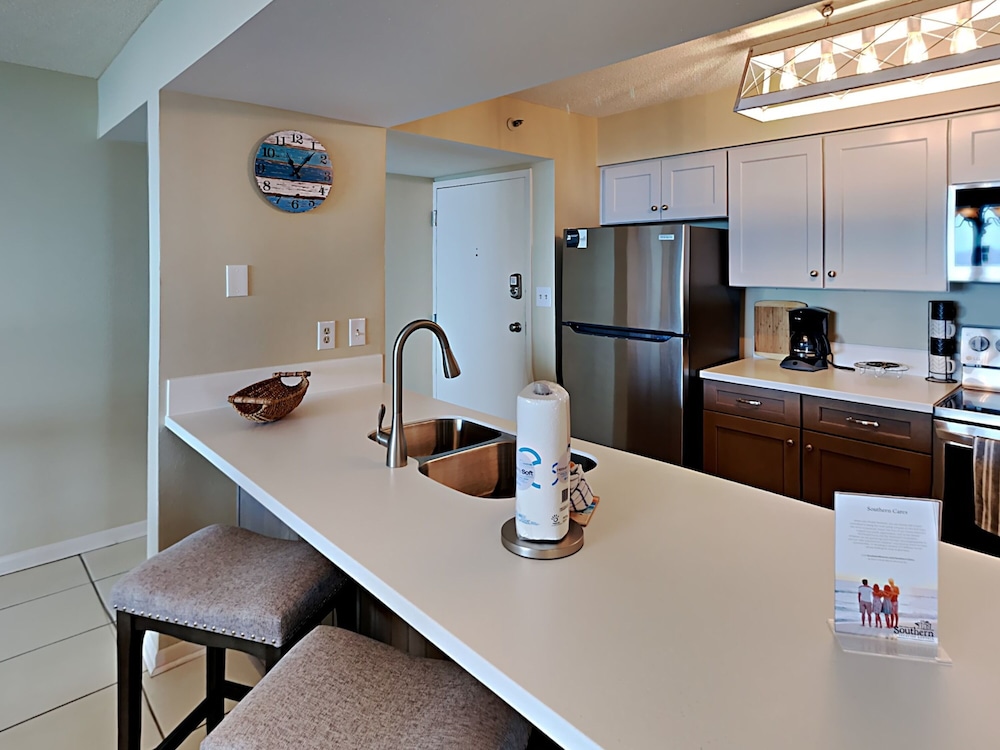 Tristan Towers by Southern Vacation Rentals - photo 20