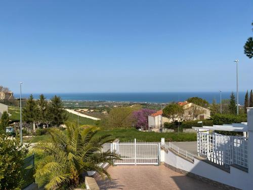 Villetta familiare a Potenza Picena — 4-Star Luxury Hotel in Potenza Picena, Italy