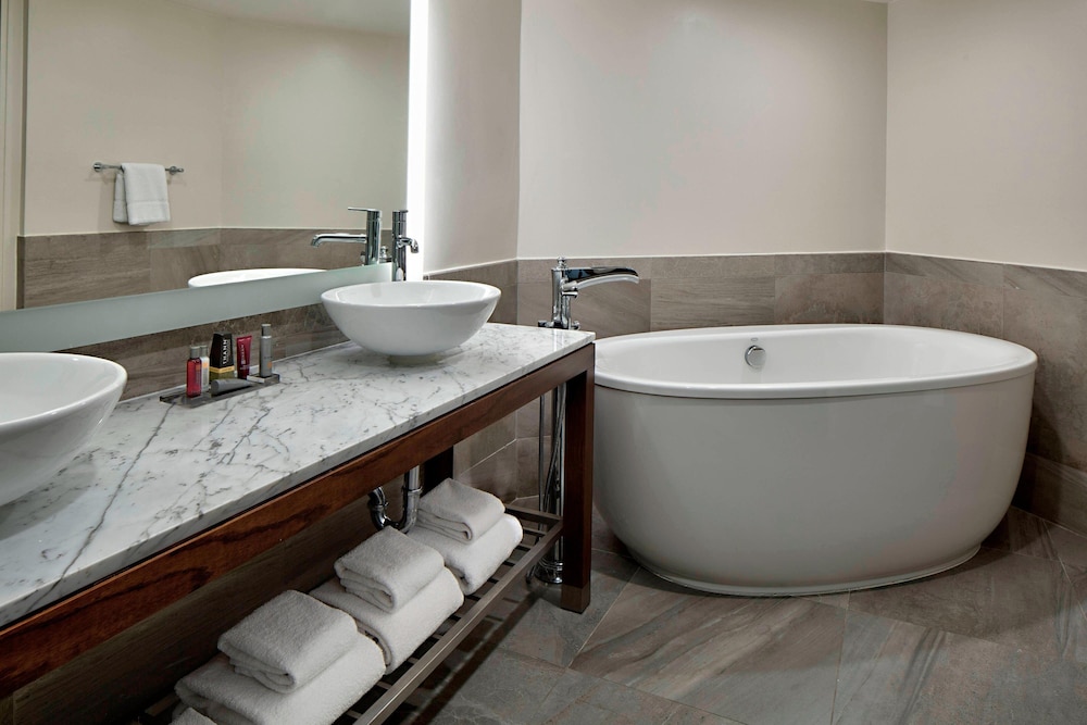 San Antonio Marriott Northwest Medical Center - photo 22