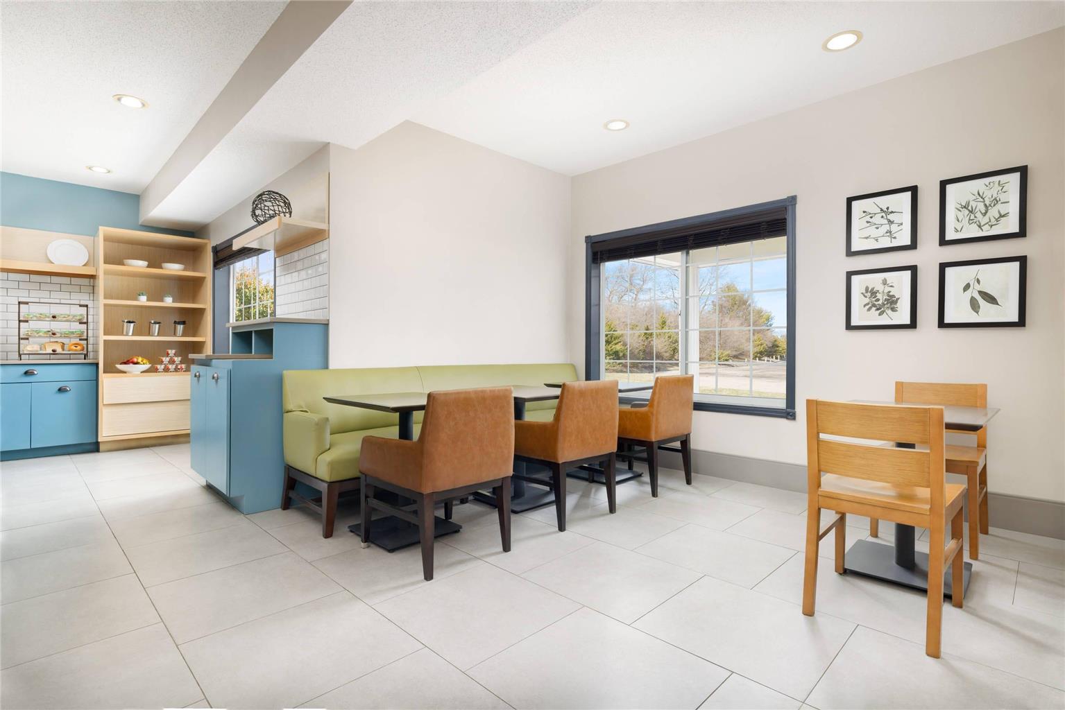 Country Inn & Suites by Radisson Springfield OH - photo 42
