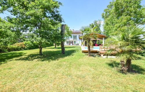 Pet Friendly Home In Cantarana With Private Swimming Pool Can Be Inside Or Outside — 4-Star Luxury Hotel in Cantarana, Italy