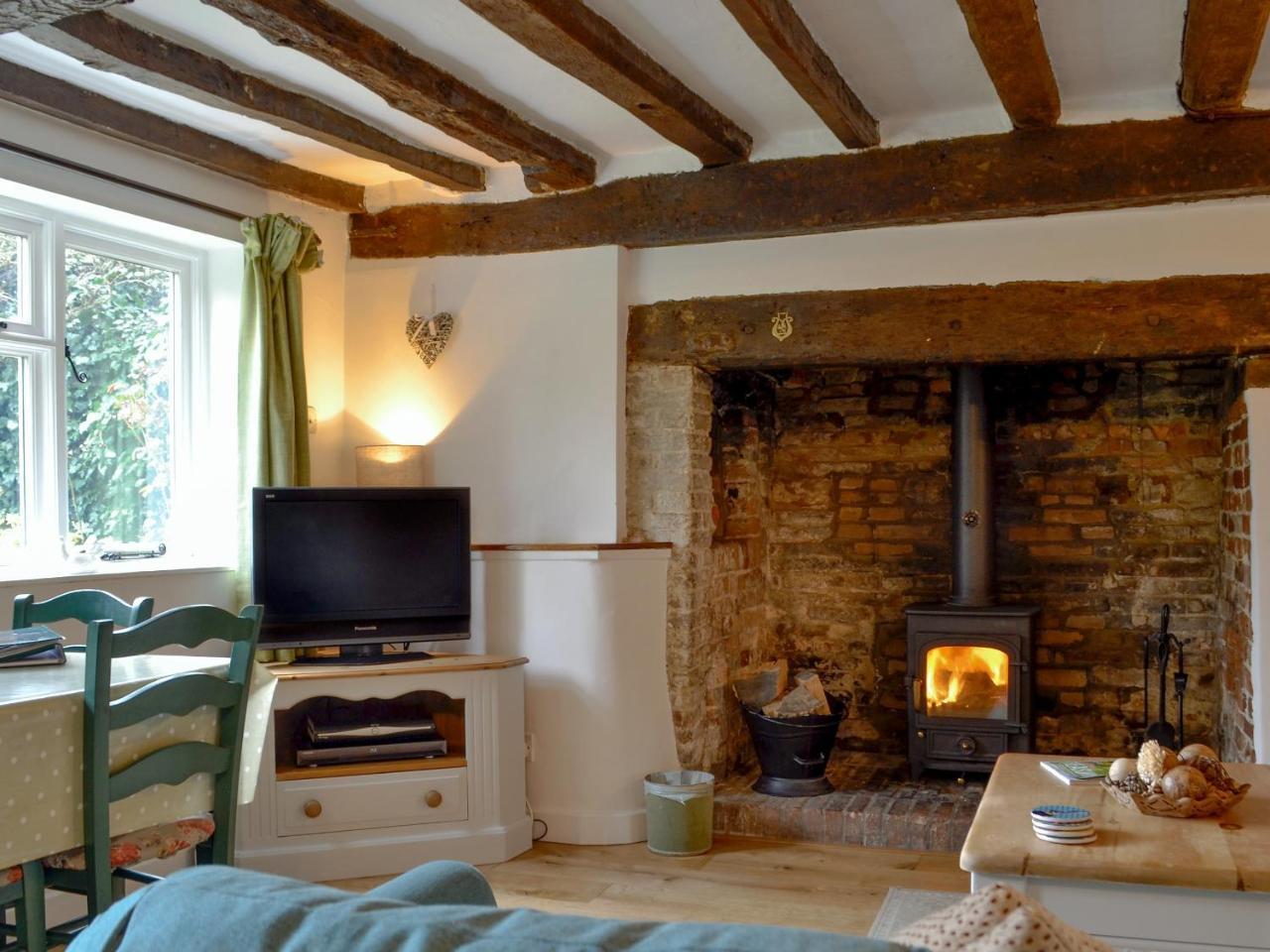 Three Ash Cottage — 4-Star Luxury Hotel in Bungay, United Kingdom