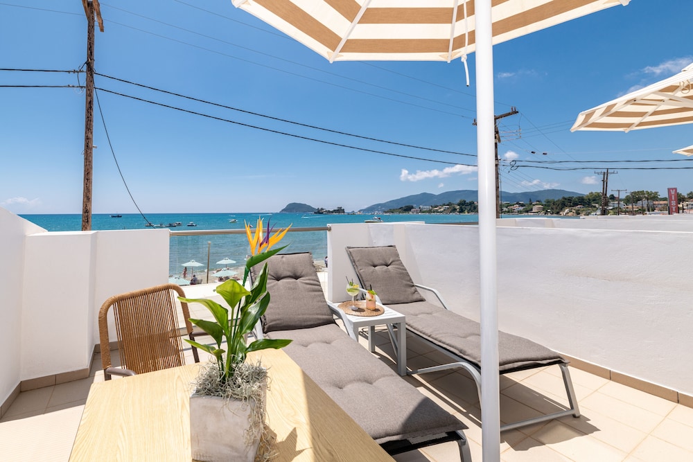 Mouria Studios & Apartments — 4-Star Luxury Hotel in Zakynthos, Greece