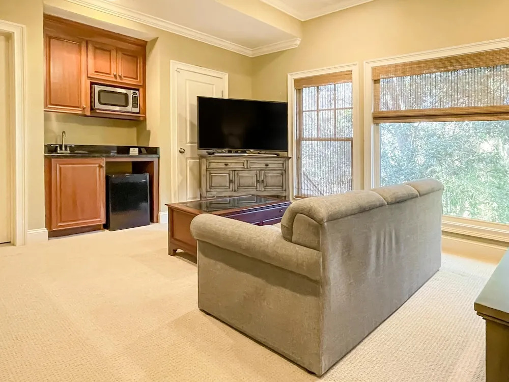 90 Shell Ring Road at the Sea Pines Resort - photo 2