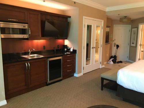 MGM Signature Condo Hotel by Owner No Resort Fee