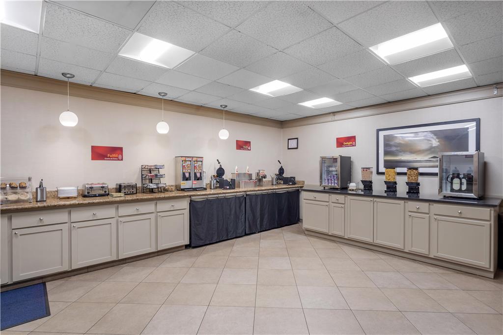 Best Western Plus Oak Harbor Hotel & Conference Center - photo 6