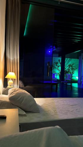 Quartos Suítes no Chácara Cachoeira Campo Grande in Campo Grande, Brasil