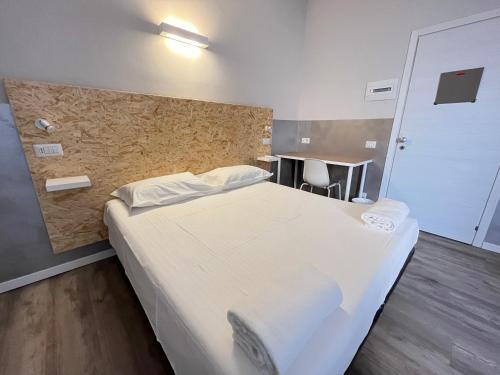 Bergamo Automatic Rooms Self Check In in Bergamo, Italy