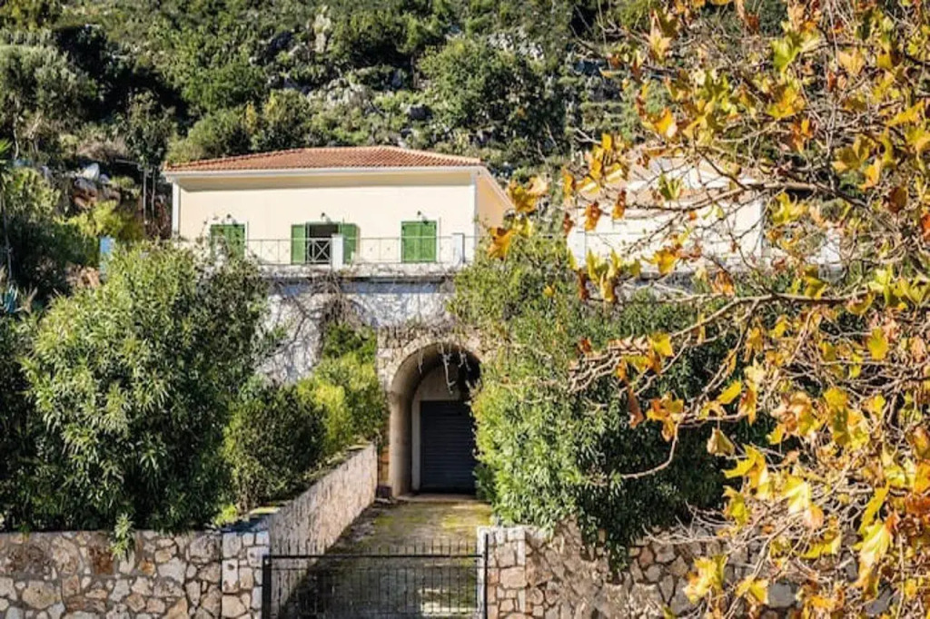 Mikelatos Studios in Skala, Greece