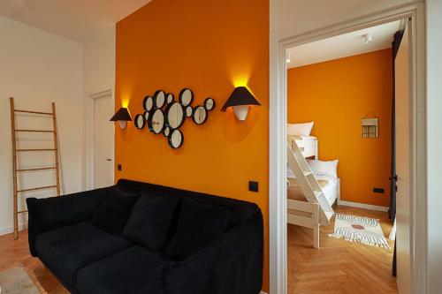 Chic 2BR Center Apt with View By Wehost