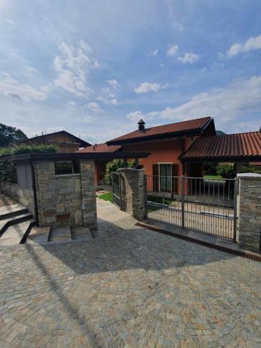Villa Maya — 4-Star Luxury Hotel in Mergozzo, Italy