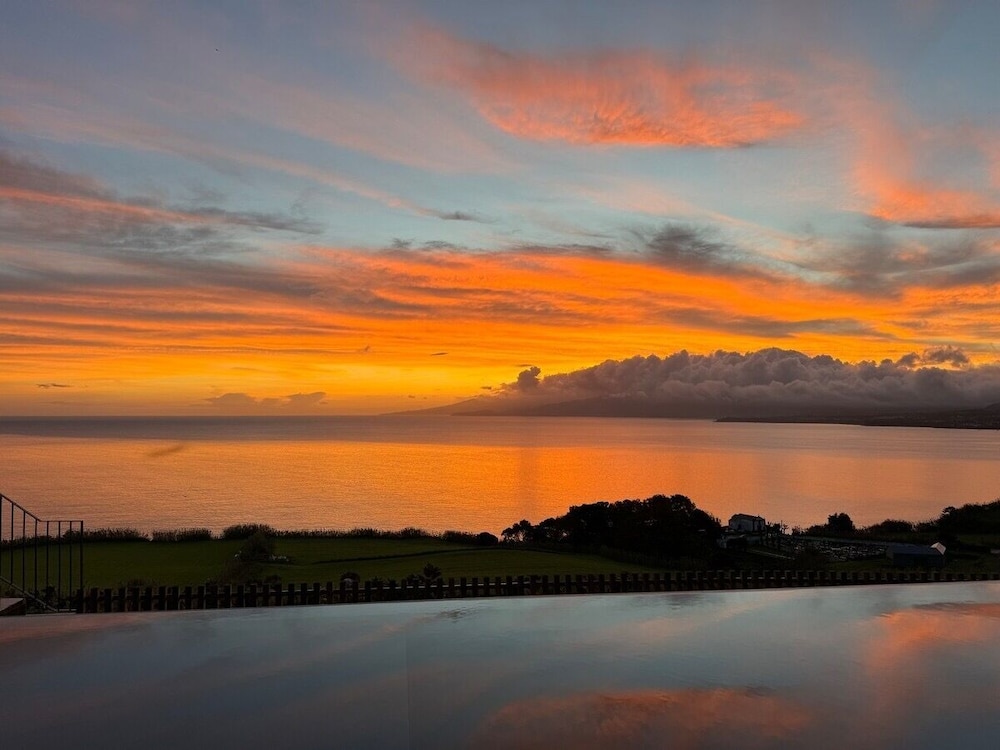 João de Oliveira casas de campo — 4-Star Luxury Hotel in Ponta Delgada, Portugal