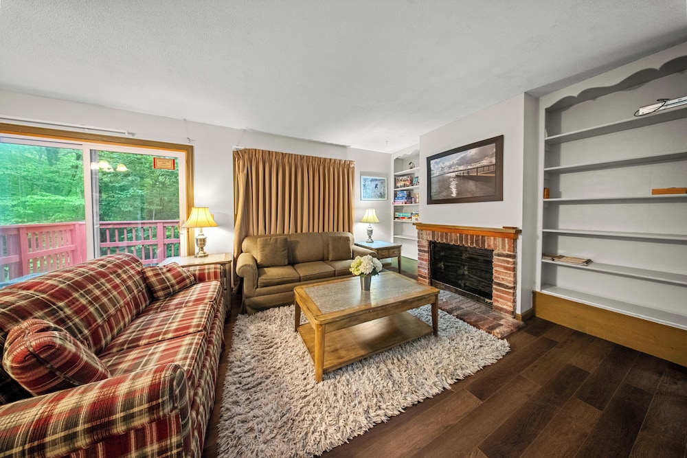 Evergreen Valley Inn - photo 79