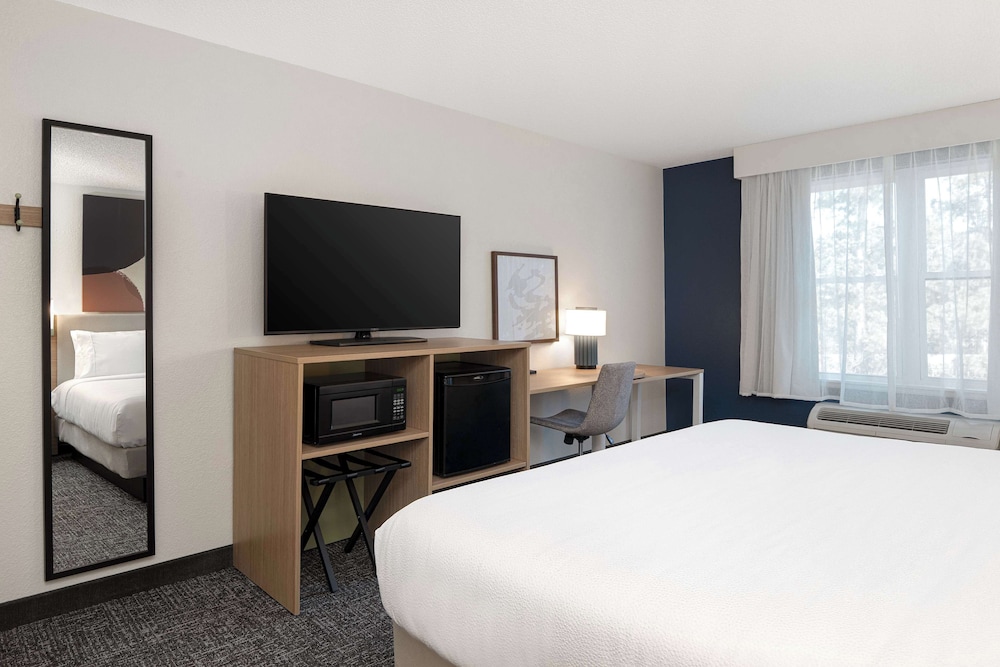 Spark by Hilton Summerville - photo 12