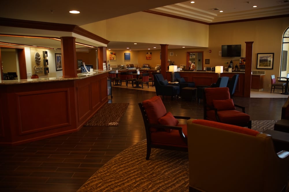 Comfort Inn & Suites Rocklin Roseville - photo 4