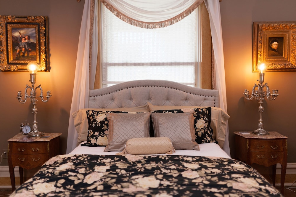 South Broadway Manor - photo 7
