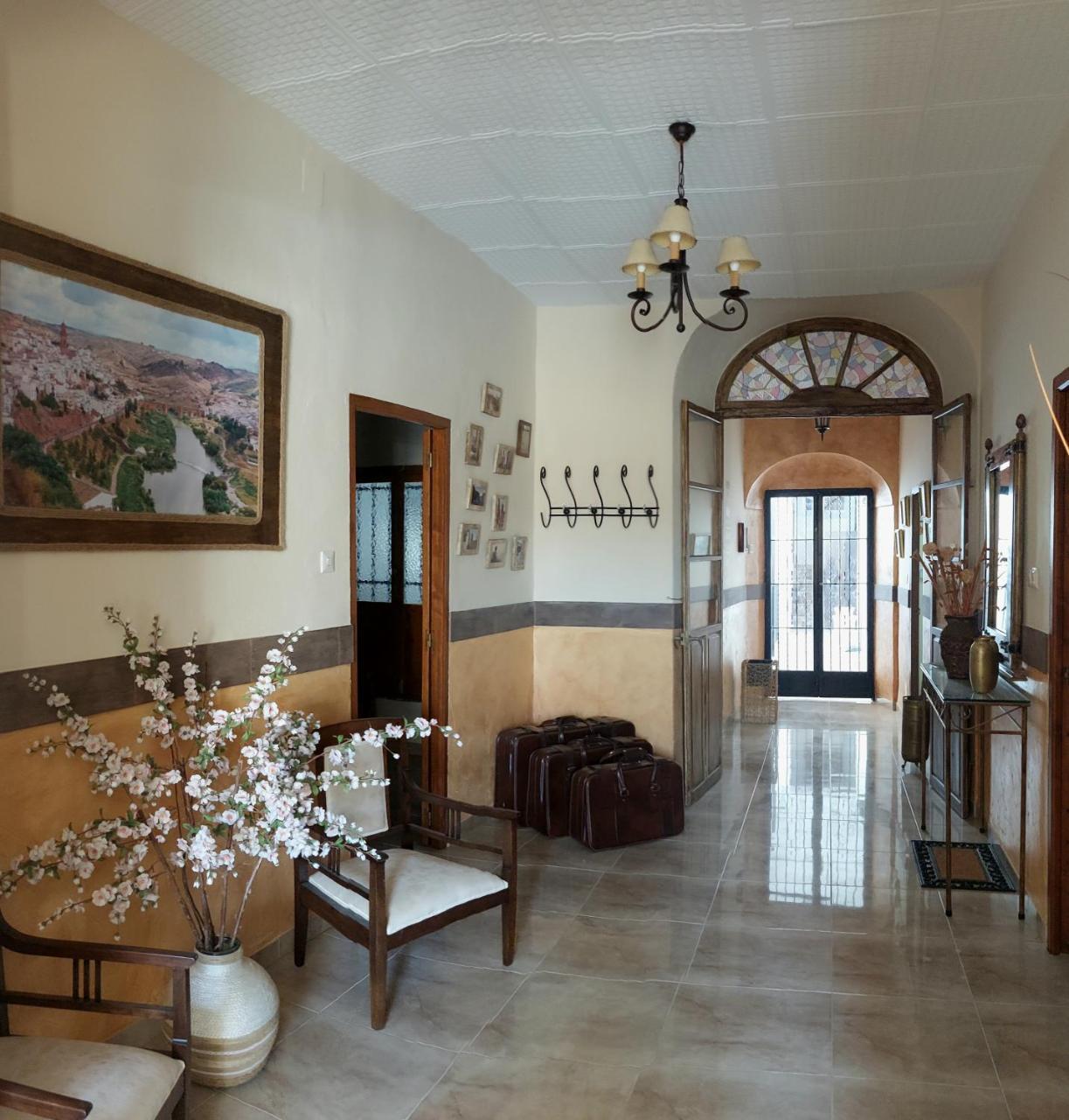 La Plazuela Casa Andaluza Con Patio 17397052 — Montoro