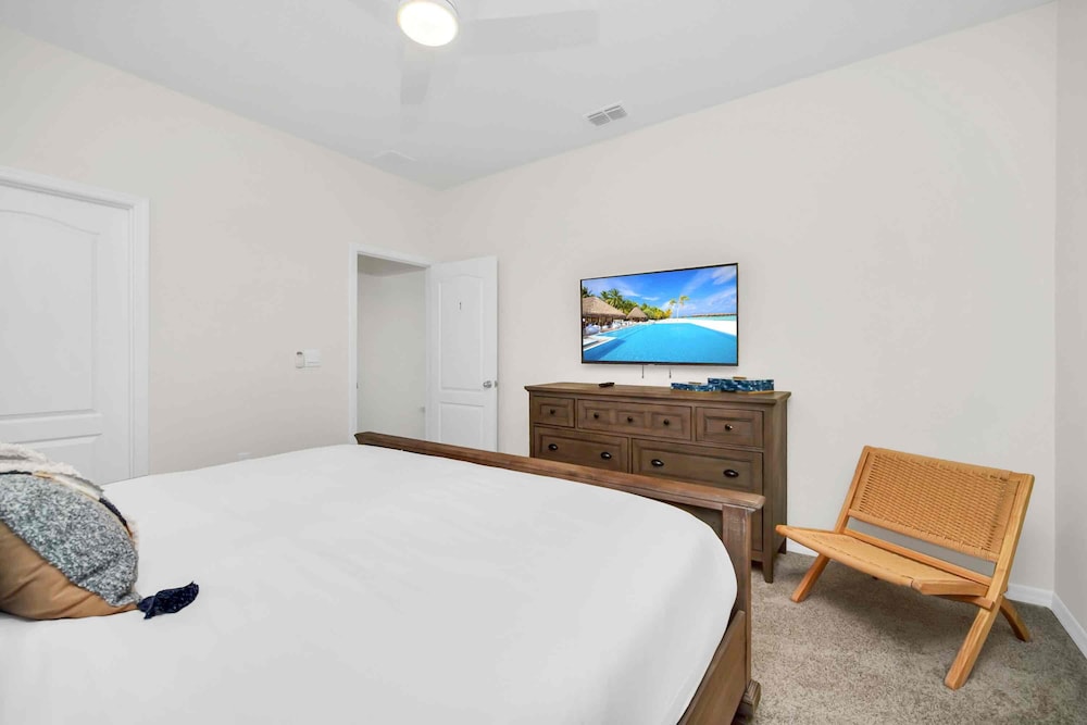 Resort Oasis w Game Room: 11 Mi to Disney - photo 17