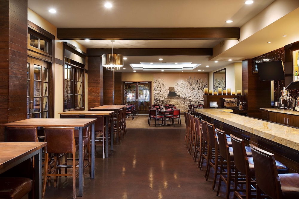 Juniper Hotel Cupertino Curio Collection by Hilton - photo 34