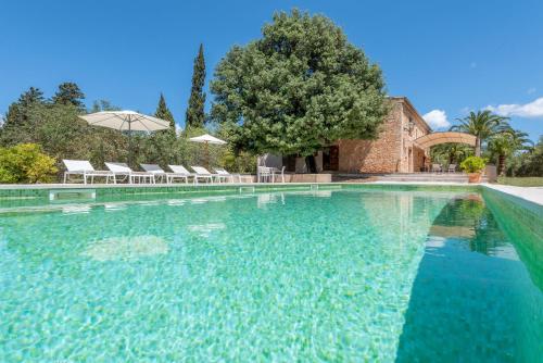 Villa S'erisal — 4-Star Luxury Hotel in Alaro, Spain