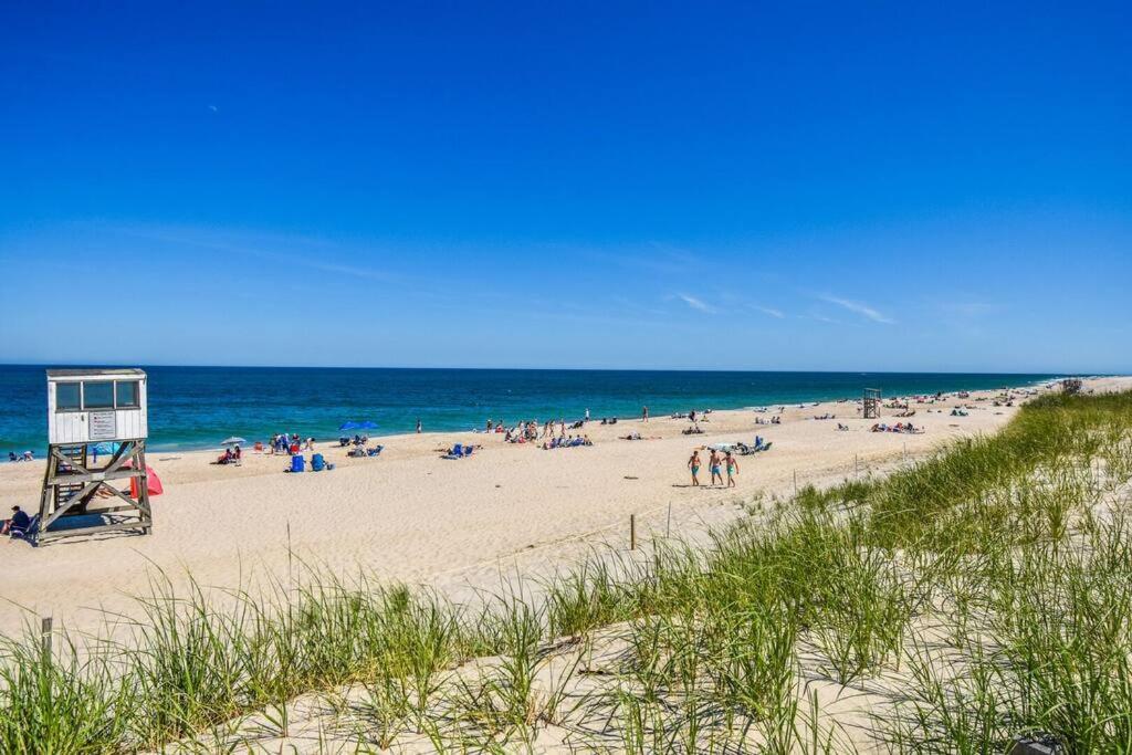 4 5 Min To Mill Pond Or Nauset Beach — Orleans