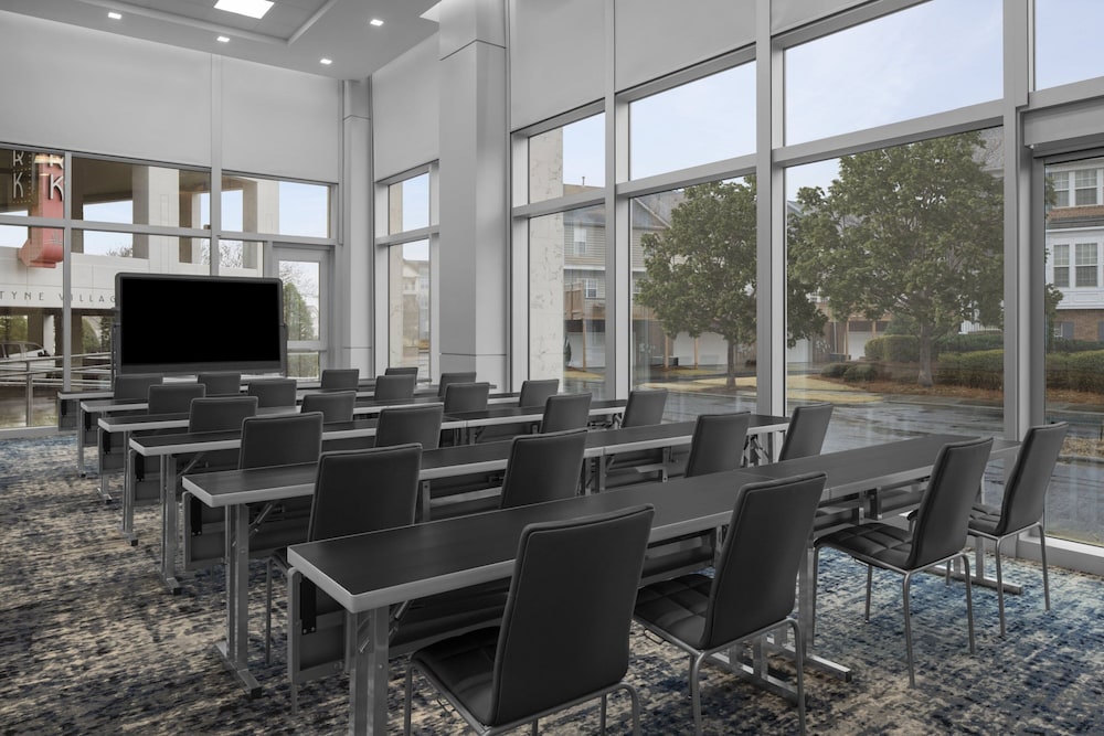 AC Hotel Charlotte Ballantyne - photo 47