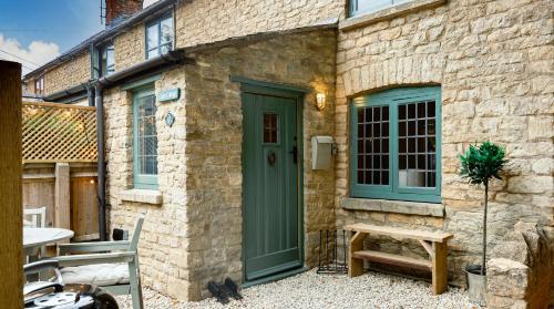 Cedar Cottage — 4-Star Luxury Hotel in Chipping Norton, United Kingdom