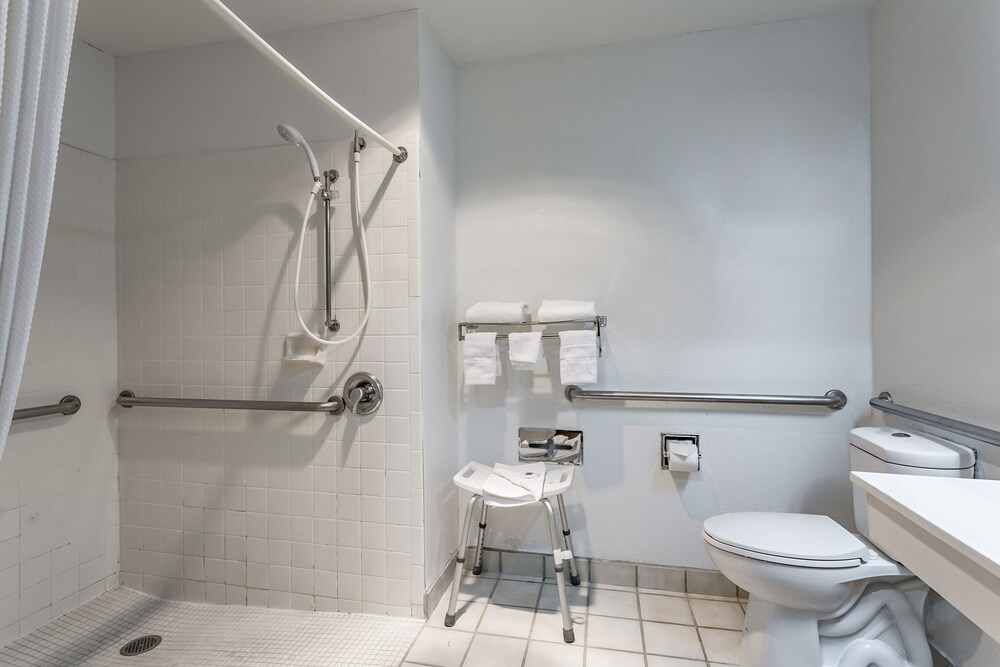 Motel 6 Santa Fe Central - photo 15