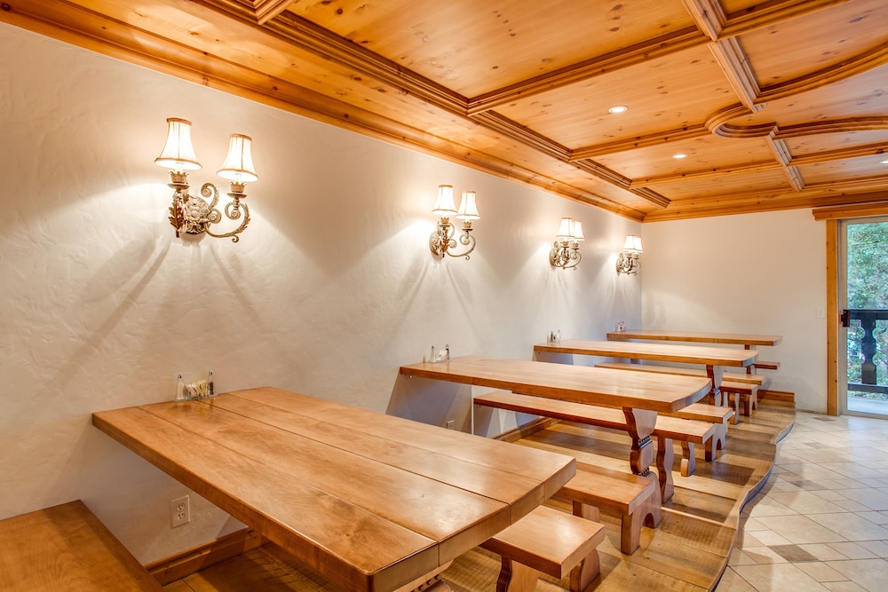 Alpine Rivers Inn - photo 31