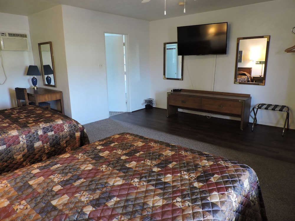 The Golden Inn - photo 11
