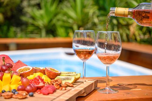 העוגן והים The Anchor And The Sea in Shelomi, Israel