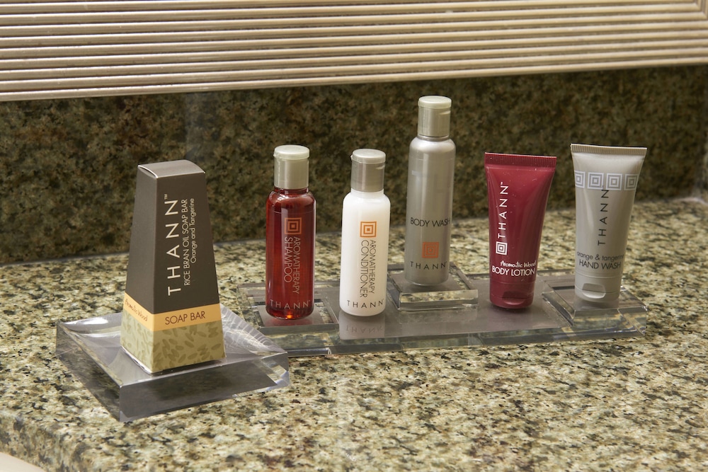 Marriott Milwaukee West - photo 10